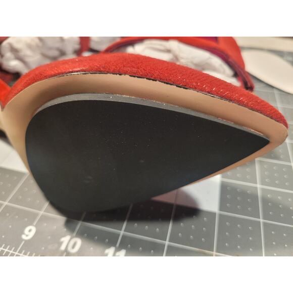 Size 8 Calvin Klein Tanda Scratch Ankle Suede Pumps - Picture 14 of 16